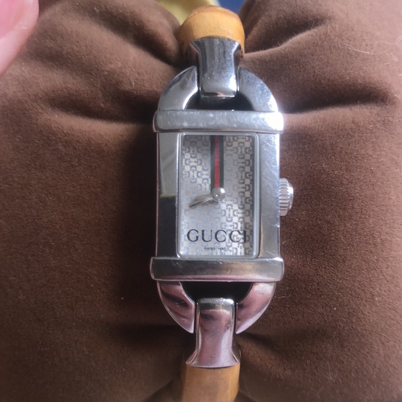 Gucci 6800L Bamboo bangle watch - Picture 2 of 15
